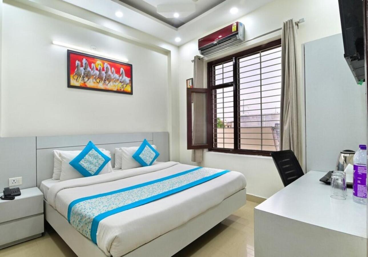 Hotel The Vertigo By Boom Rooms Noida Exteriér fotografie